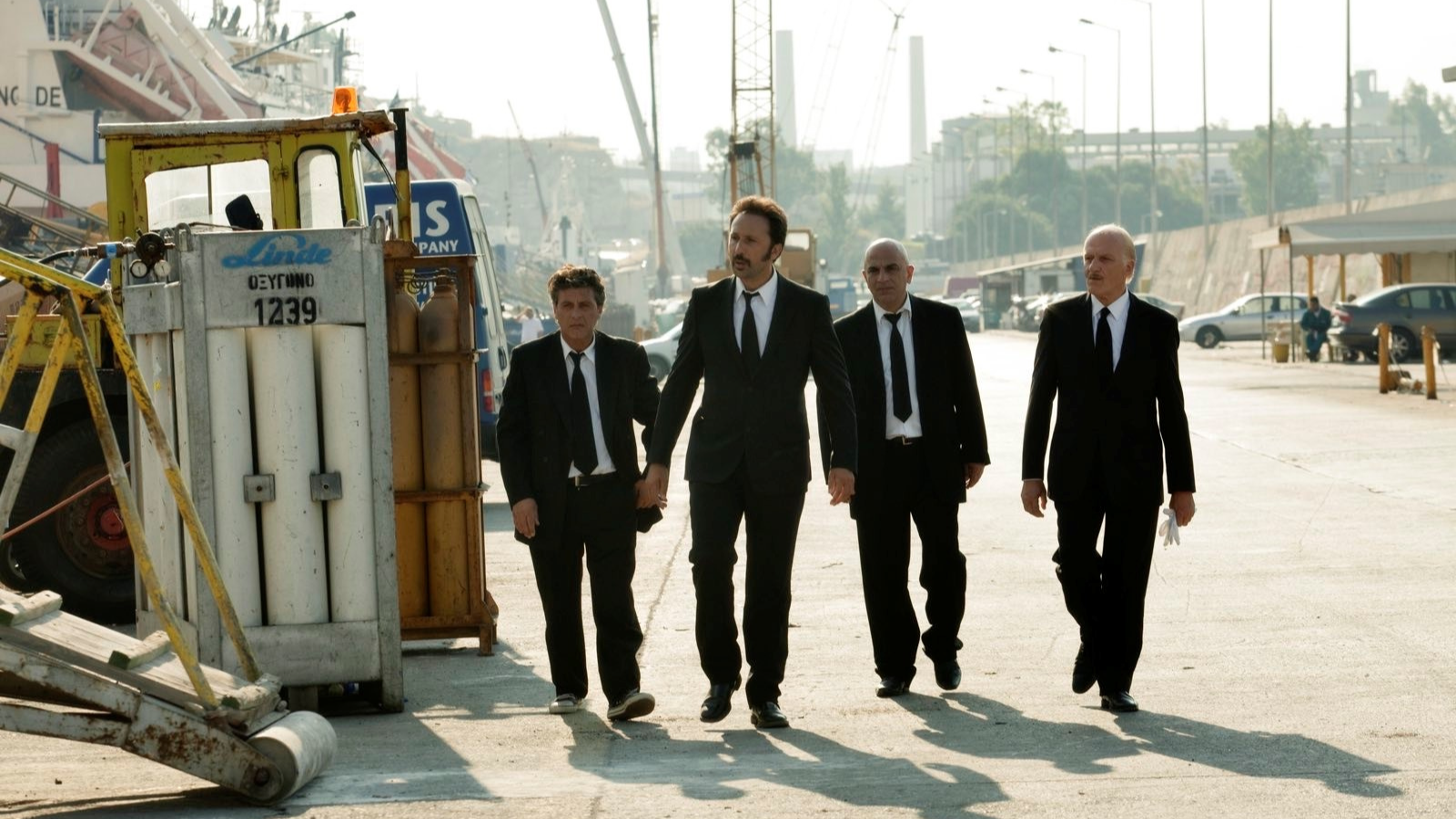 4 BLACK SUITS